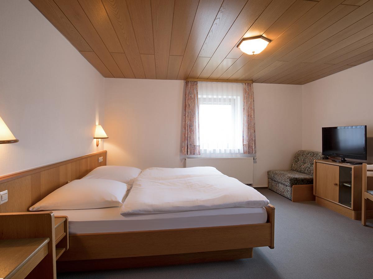 Landgasthof Adler Utzmemmingen 外观 照片